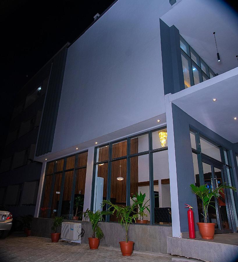 Hotel Capitol Ikeja Exterior foto