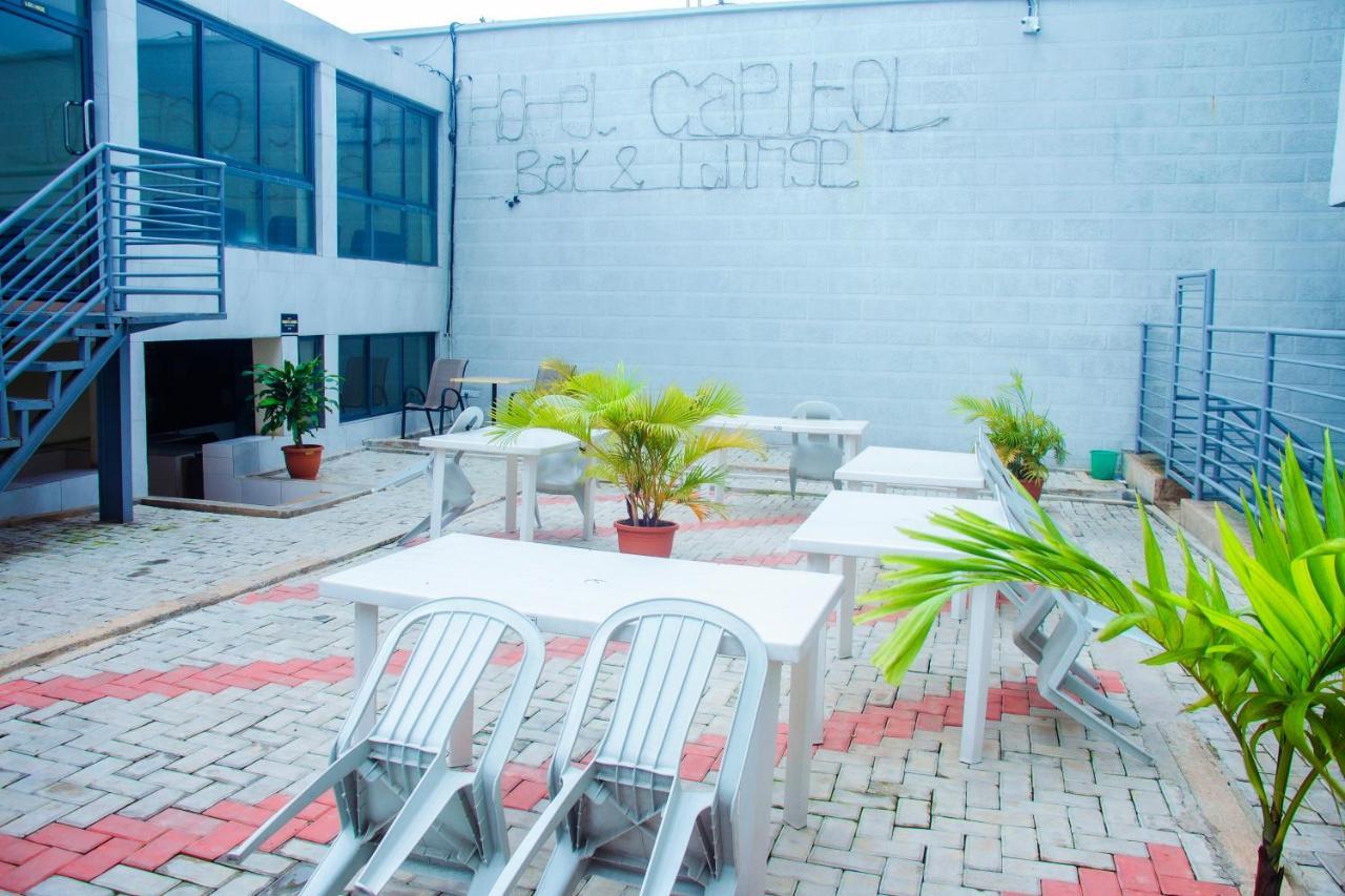 Hotel Capitol Ikeja Exterior foto