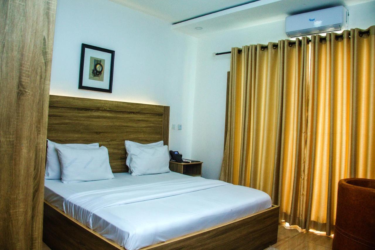 Hotel Capitol Ikeja Exterior foto
